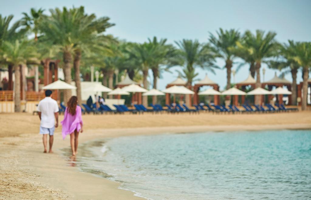 Four Seasons Hotel Доха Екстер'єр фото Beach at the resort